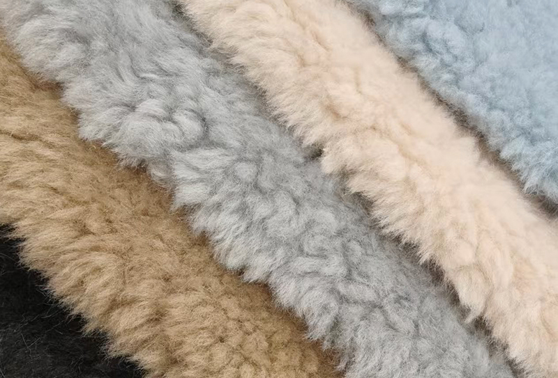 Tissu en peluche à petites particules, 900 mg x 160 cm, petit nuage, adapté aux vêtements