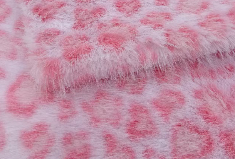 Petit tissu en peluche léopard imprimé vison doré, 700mg x 170cm, adapté aux sacs/vêtements Petit tissu en peluche léopard imprimé vison doré, 700mg x 170cm, adapté aux sacs/vêtements