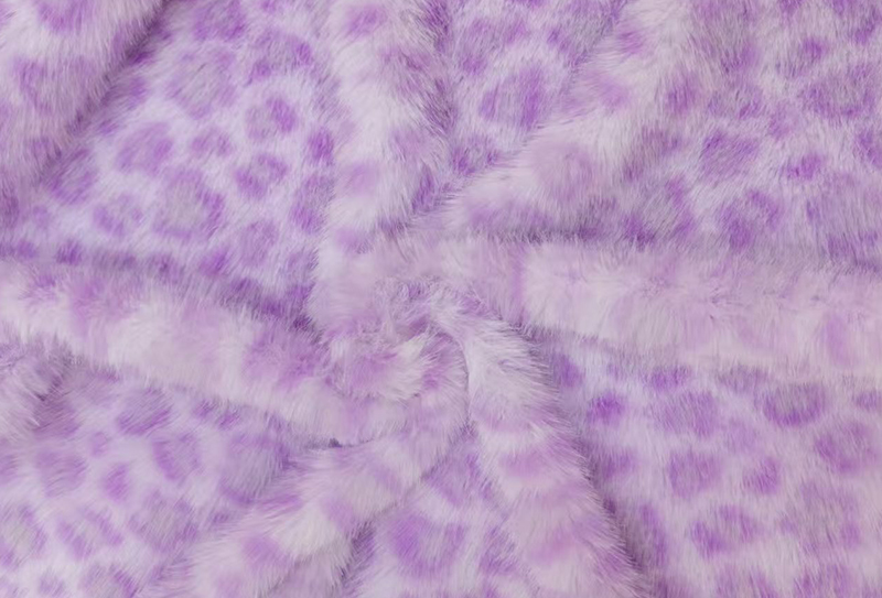 Petit tissu en peluche léopard imprimé vison doré, 700mg x 170cm, adapté aux sacs/vêtements Petit tissu en peluche léopard imprimé vison doré, 700mg x 170cm, adapté aux sacs/vêtements